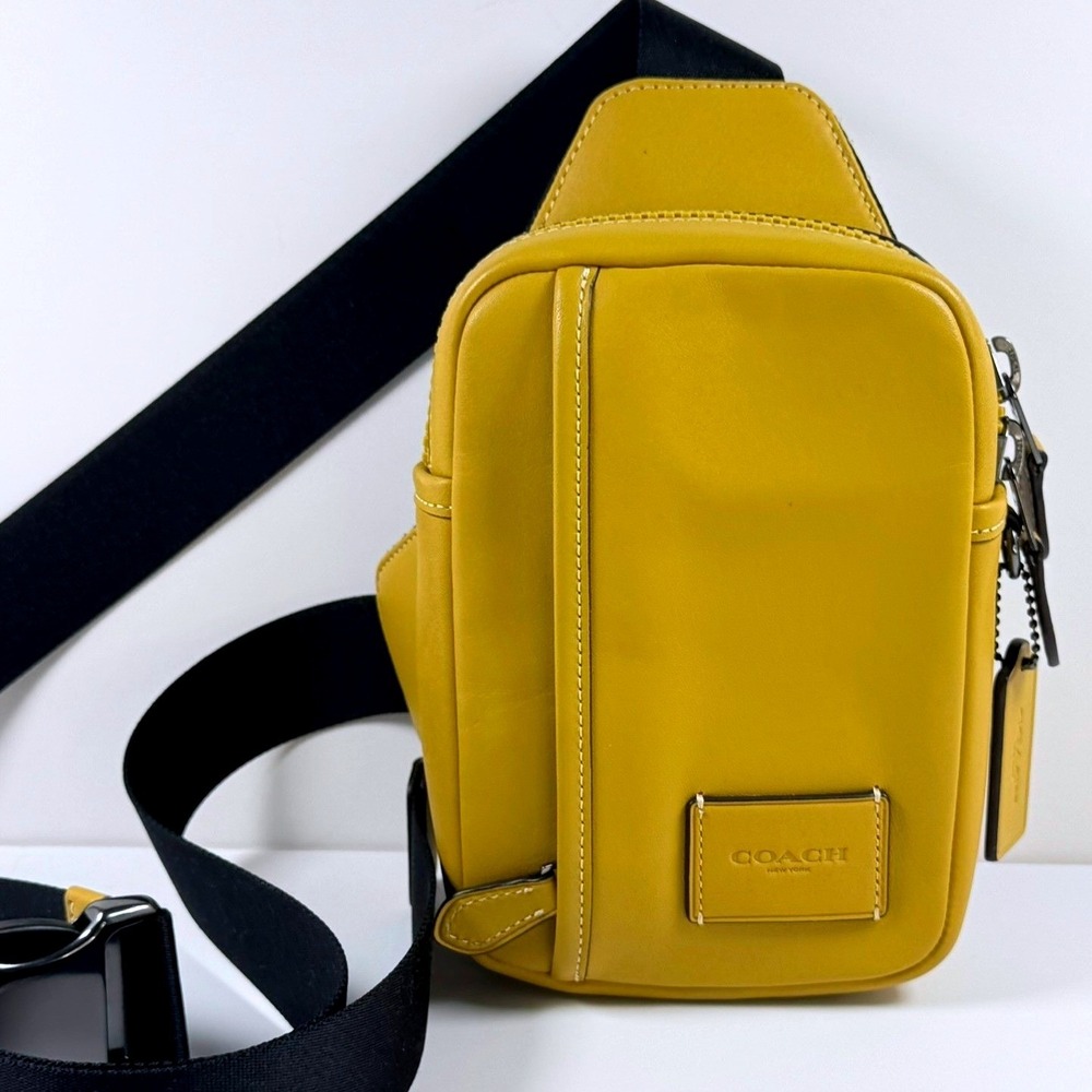 Coach Edge L Pack Small Leather Flax Yellow Sling Bag CM154 Unisex Travel Carry - Picture 1 of 9